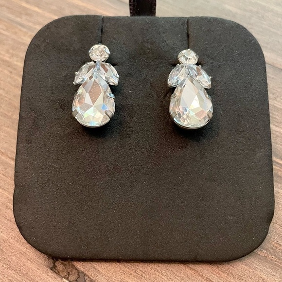 𝅺OLD Navy Crystal drop post earrings - Picture 1 of 5